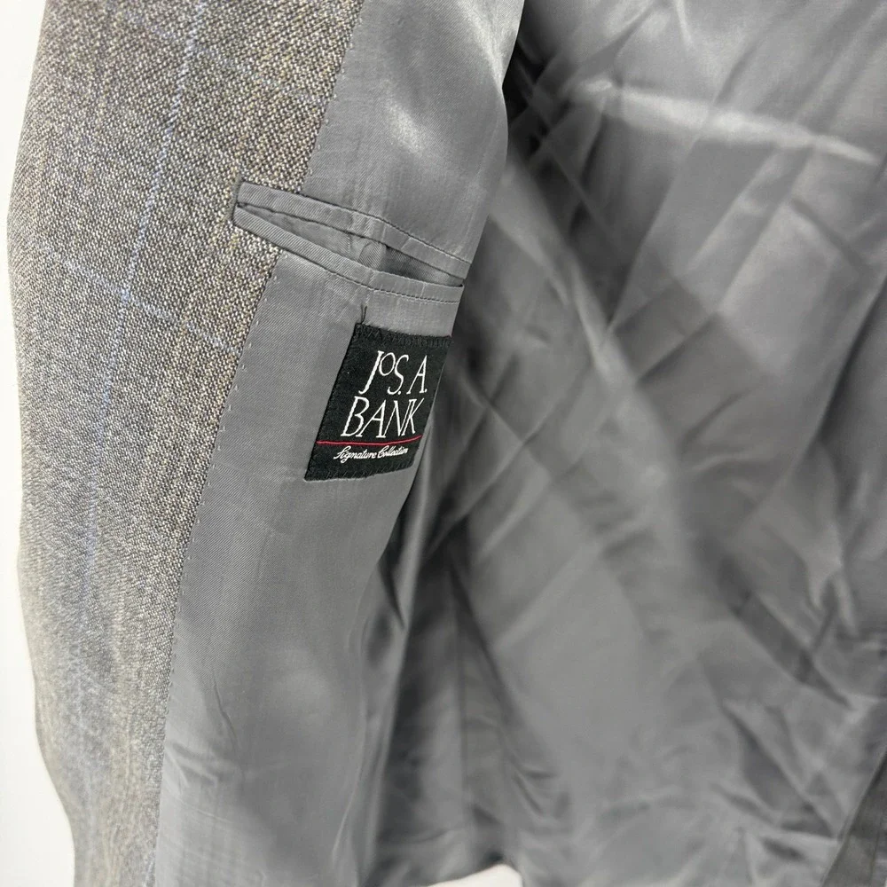 Jos A Bank Signature Collection Blazer Mens 46R Gray Silk Wool Plaid Sport Coat